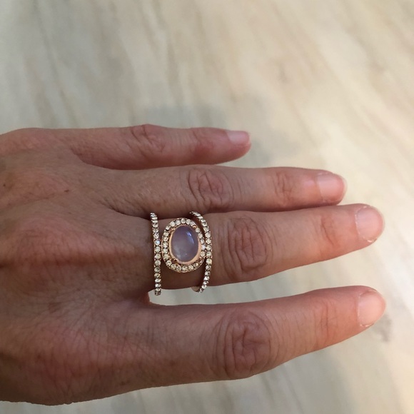 🌟Last one🌟Rose Gold Opal Ring - Picture 3 of 3